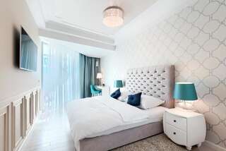 Апарт-отели Dune Resort Mielno - B Мельно Grand One-Bedroom Apartment with Side Sea View-6
